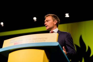 Asylpolitik - Lindner unterstützt Seehofers Haltung