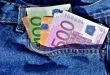 Deutsche bezahlen im Urlaub lieber cash
