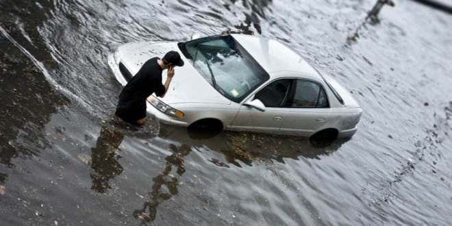 Manches Auto mit Wasserschaden zu retten