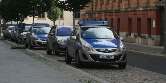 Berliner Polizist hat Drohbriefe verschickt