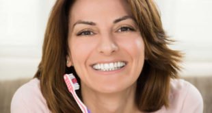 Zähne und Zahnfleisch ab 40 brauchen mehr Pflege