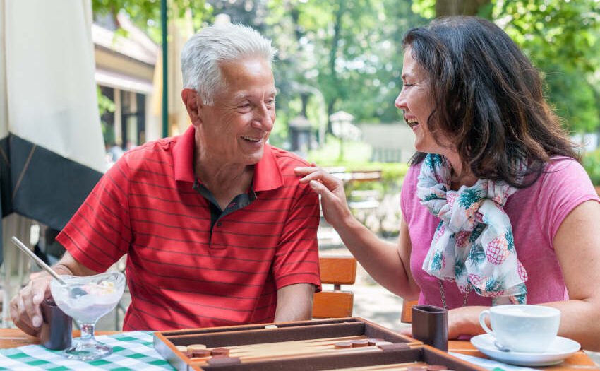 Senioren-Assistenten - Leben im Alter unterstützen