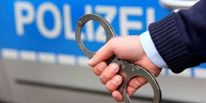 Polizei Mettmann - Unter Drogen, ohne Führerschein
